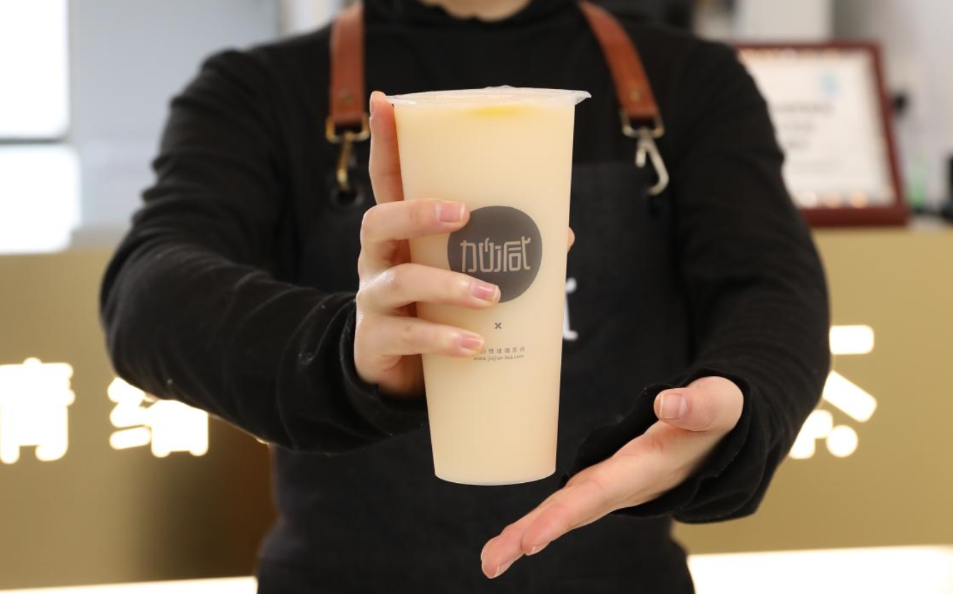 凯发天生一触即发茶饮：为何奶茶行业都热衷于开校园店